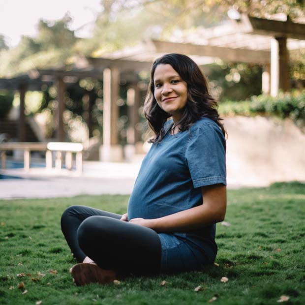 maternity photographers in pune